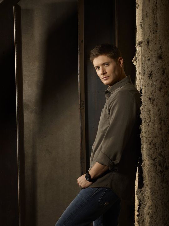 (7. Staffel) - Die Jagd nach dem Bösen geht in die nächste Runde: Dean Winchester (Jensen Ackles) ... - Bildquelle: Warner Bros. Television