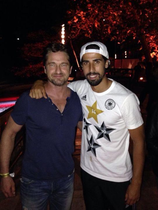 Gerald Butler und Sami Khedira bei der WM 2014 - Bildquelle: facebook.com/samikhedira1987