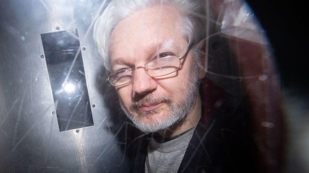 Britische Justiz hebt Auslieferungsverbot für Assange auf