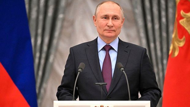 Westen straft Moskau ab - Wie reagiert Putin?