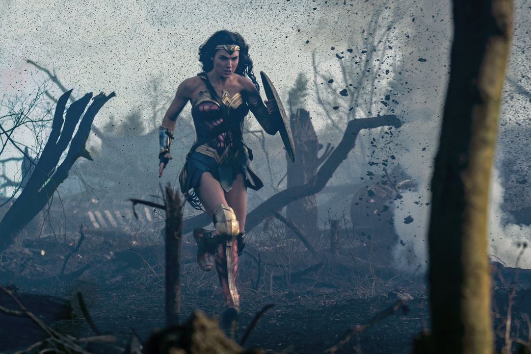 Diana alias Wonder Woman (Gal Gadot) - Bildquelle: Warner Bros.