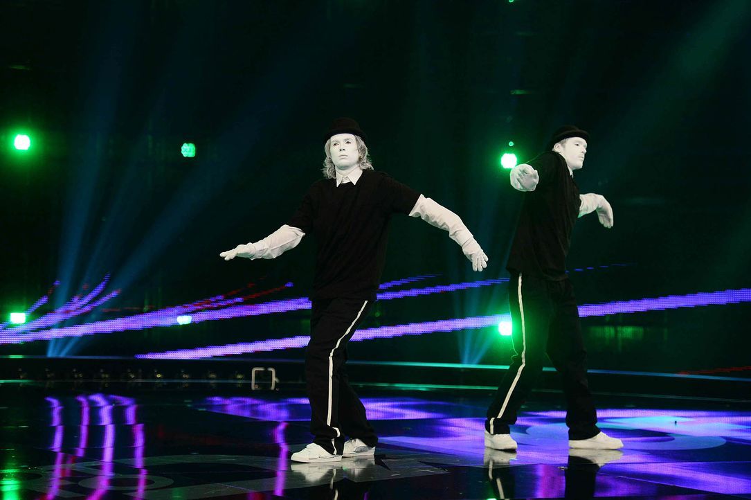 Got-To-Dance-Different-Reality-01-SAT1-ProSieben-Willi-Weber-TEASER - Bildquelle: SAT.1/ProSieben/Willi Weber