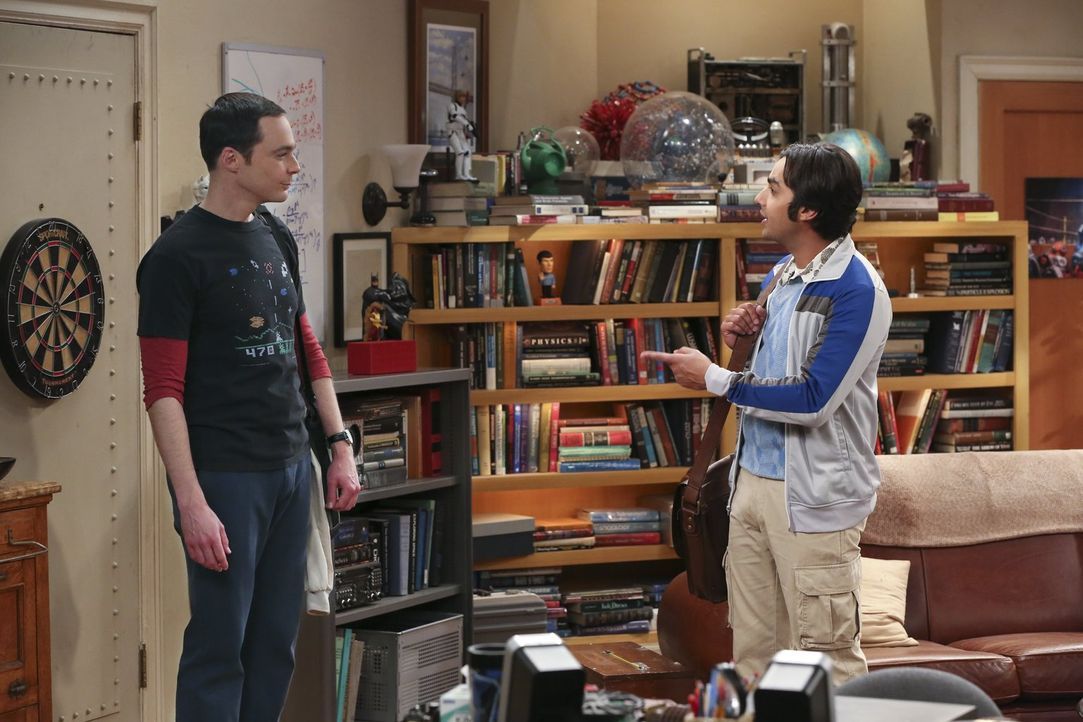 Da Sheldon (Jim Parsons, l.) während Amys Abwesenheit nicht viel zu tun hat, lädt ihn Raj (Kunal Nayyar, r.) ein, mit ihm Ausschau nach neuen Planet... - Bildquelle: 2015 Warner Brothers