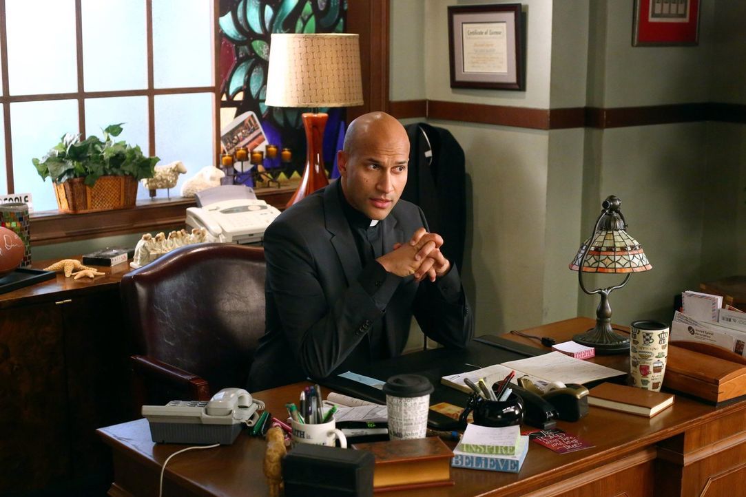 Reverend Deveaux (Keegan-Michael Key) - Bildquelle: Warner Brothers