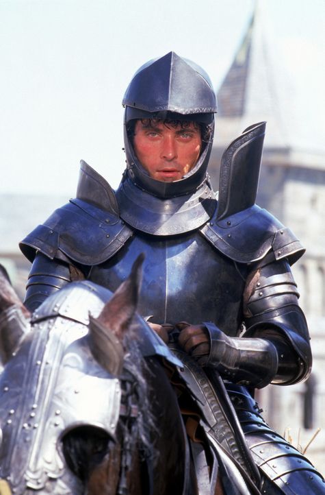 Der stolze Adelssproß Count Adhemar von Anjou (Rufus Sewell) kämpft nicht immer auf die feine Art ... - Bildquelle: 2003 Sony Pictures Television International. All Rights Reserved