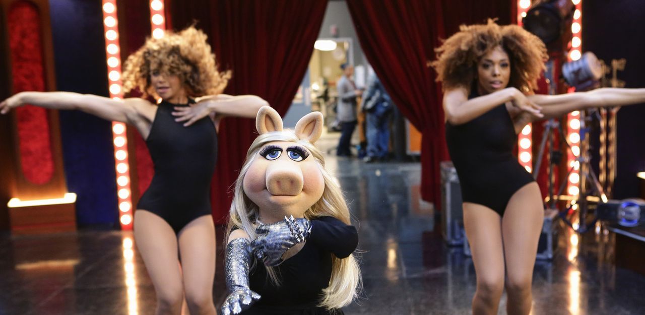 Miss Piggy (M.) tritt als Beyoncé auf - doch kann das gutgehen? - Bildquelle: ABC Studios