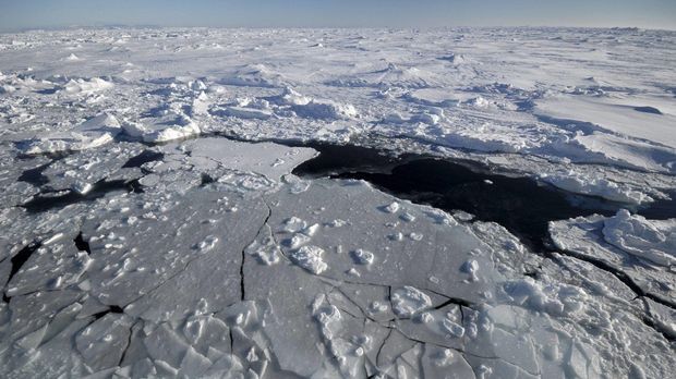 Die Arktis schmilzt dramatisch und der Meeresspiegel steigt