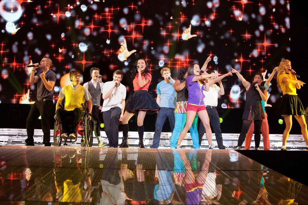 Mitreißende Musik und jede Menge Herzschmerz: Seit 2009 ist die TV-Serie "Glee" um einen Highschool-Chor nicht nur in den USA ein Hit. Der Film, der... - Bildquelle: TM and   2011 Twentieth Century Fox Film Corporation.  All rights reserved.