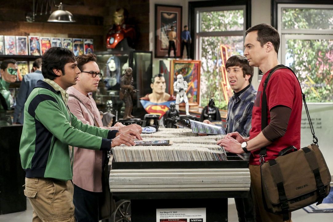 Als Raj (Kunal Nayyar, l.), Leonard (Johnny Galecki, 2.v.l.) und Howard (Simon Helberg, 2.v.r.) ihre Bitcoins zu Geld machen wollen, macht Sheldon (... - Bildquelle: Warner Bros. Television