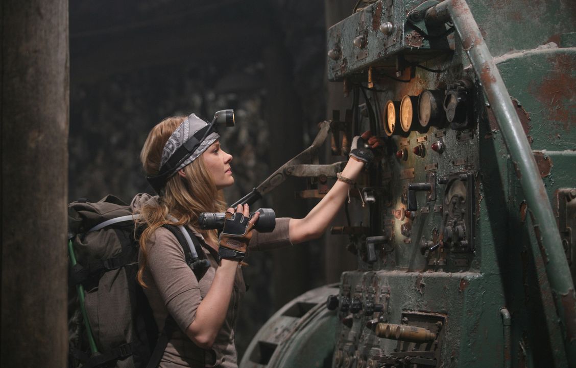 Probiert die Technik in der alten Mine aus: Hannah (Anita Briem)... - Bildquelle: 2007 New Line Productions, Inc. and Walden Media, LLC.