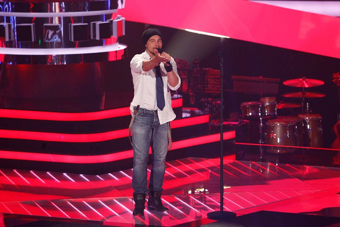 rob-02-the-voice-of-germany-staffel-2-epi06-showjpg 2000 x 1333 - Bildquelle: SAT.1/ProSieben/Richard Hübner