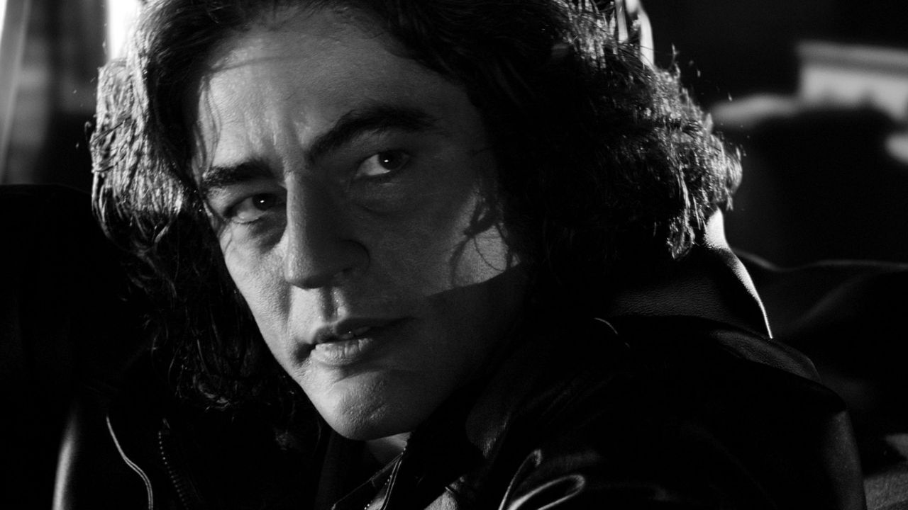 Ein selbstsüchtiger Irrer mit der Lizenz zum Töten: der durch und durch korrupte Cop Jackie Boy (Benicio Del Toro) ... - Bildquelle: Dimension Films