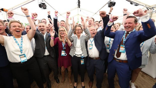CDU und Grüne Gewinner der NRW-Landtagswahl: Schlappe für FDP