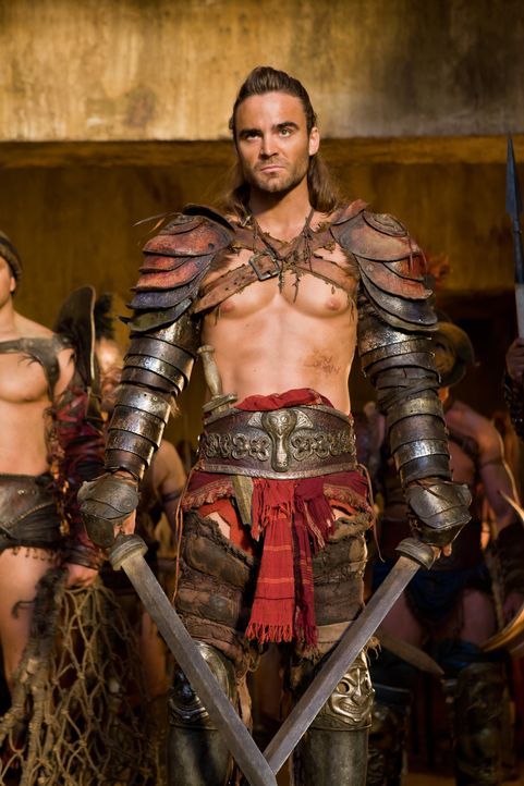 Kehrt in die Arena zurück: Gannicus (Dustin Clare) ... - Bildquelle: 2011 Starz Entertainment, LLC. All rights reserved.