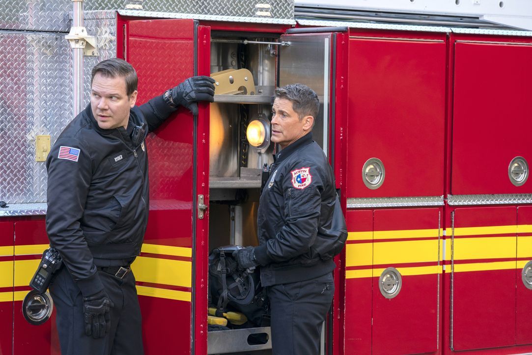 Judd Ryder (Jim Parrack, l.); Owen Strand (Rob Lowe, r.) - Bildquelle: Jack Zeman 2019 Twentieth Century Fox Film Corporation.  All rights reserved. / Jack Zeman