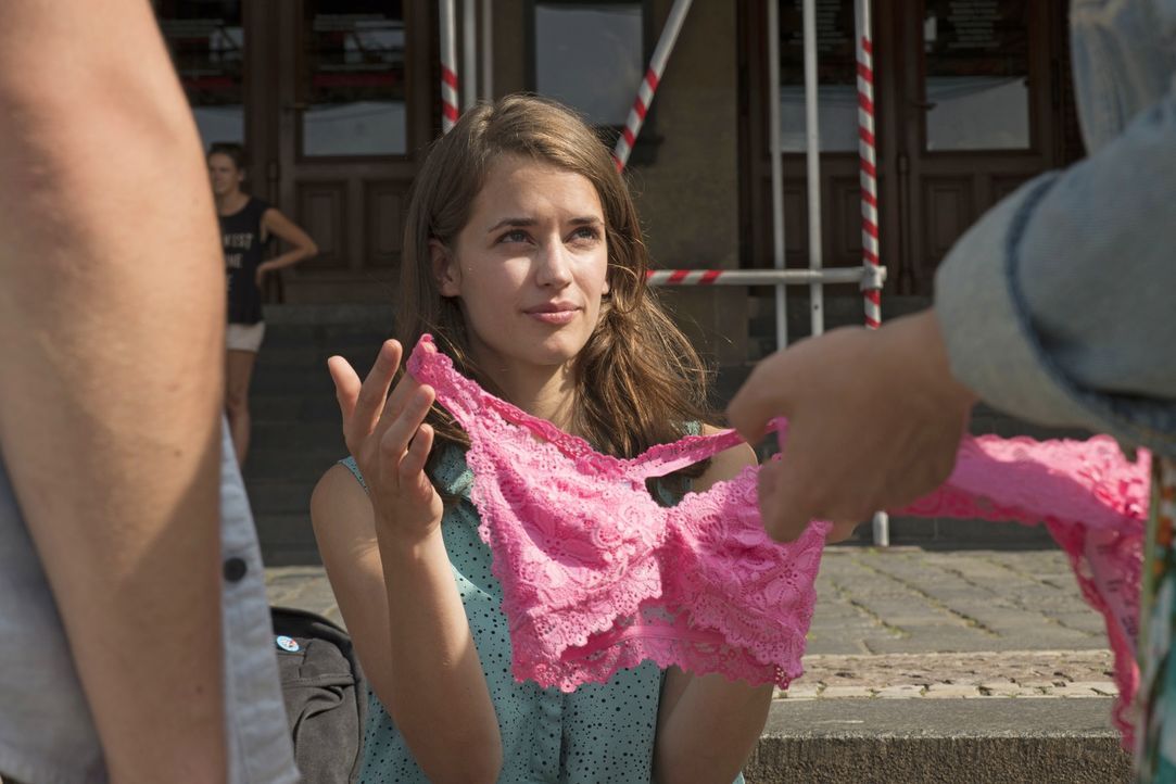 Auf klassenfahrt nackt Ficken auf