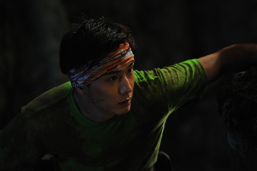 Brandon (Nathan Lee) ist immer auf der Suche nach vermeintlich ausgestorbenen Tierarten. Als er einem Drachen auf die Spur kommt, gerät er ins Visie...