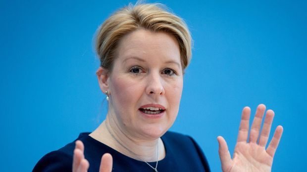 Franziska Giffey tritt als Bundesfamilienministerin zurück