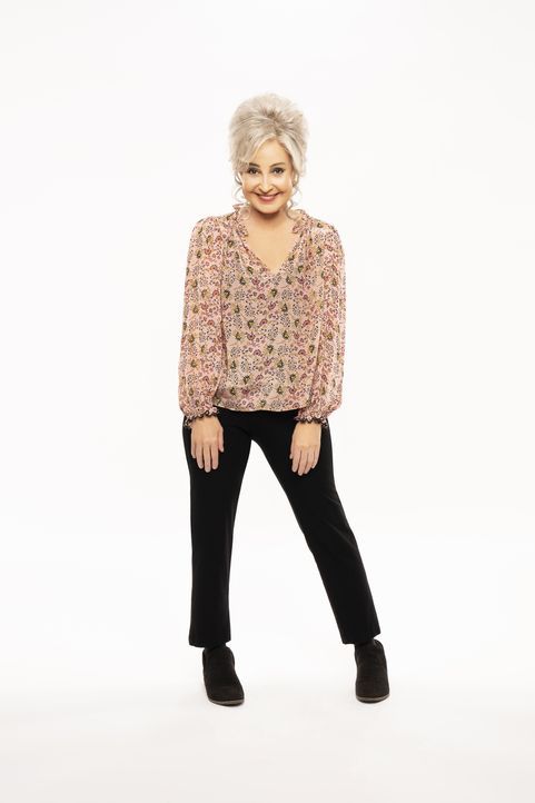 (4. Staffel) - Connie "Meemaw" Tucker (Annie Potts) - Bildquelle: Smallz & Raskind 2020 Warner Bros. Entertainment Inc. All Rights Reserved / Smallz & Raskind