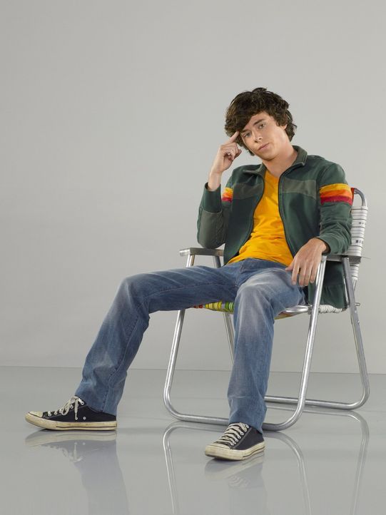 (4. Staffel) - Axl (Charlie McDermott) kann faul, selbstsüchtig und gemein zu seinen Geschwistern sein, doch ganz tief innen drin schlummert auch in... - Bildquelle: Warner Brothers