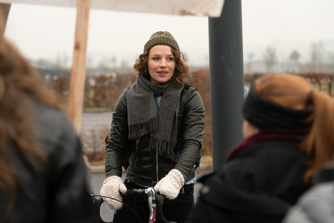 Victoria (Antonia Bill) - Bildquelle: Stephanie Kulbach JOYN/ProSieben / Stephanie Kulbach