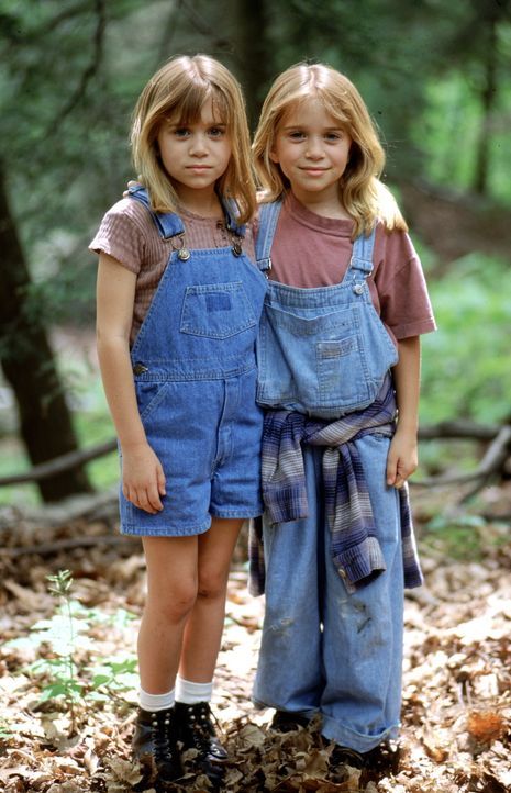 Amanda (Mary-Kate Olsen, l.) und Alyssa (Ashley Olsen, r.) sehen sich zum Verwechseln ähnlich. Deshalb schmieden die beiden schon bald einen verrü... - Bildquelle: Warner Bros.