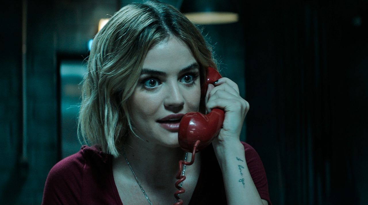 Melanie Cole (Lucy Hale) - Bildquelle: Christopher Moss © 2020 Columbia Pictures Industries, Inc. and Blumhouse Productions, LLC. All Rights Reserved. / Christopher Moss