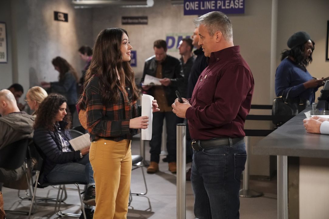 Kate Burns (Grace Kaufman, l.); Adam Burns (Matt LeBlanc, r.) - Bildquelle: 2019 CBS Broadcasting, Inc. All Rights Reserved