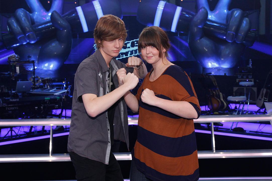 battle-laura-vs-neo-the-voice-of-germany-staffel-2-01-richard-huebnerjpg 2000 x 1333 - Bildquelle: SAT.1/ProSieben/Richard Hübner