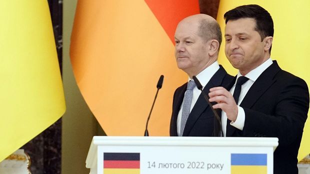 Bundeskanzler Scholz sagt Ukraine Millionen zu