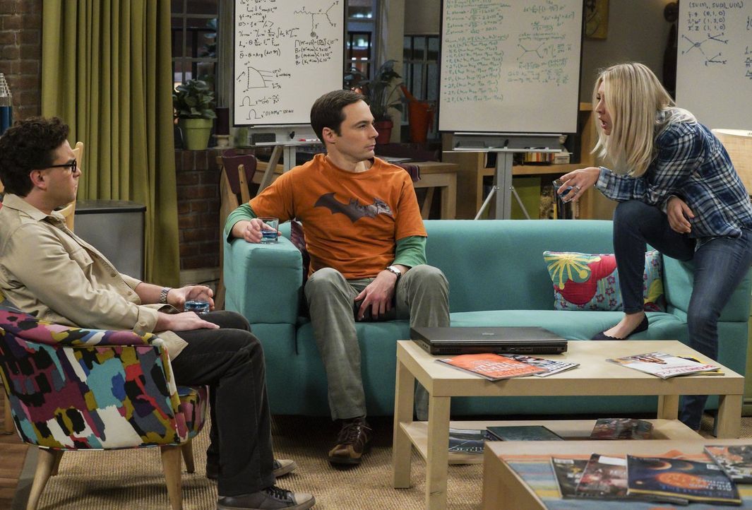 Als Leonard (Johnny Galecki, l.) Sheldon (Jim Parsons, M.) um einen Rat fragt, verfallen die beiden gemeinsam in eine Art Trauer darüber, wie wenig... - Bildquelle: Warner Bros. Television