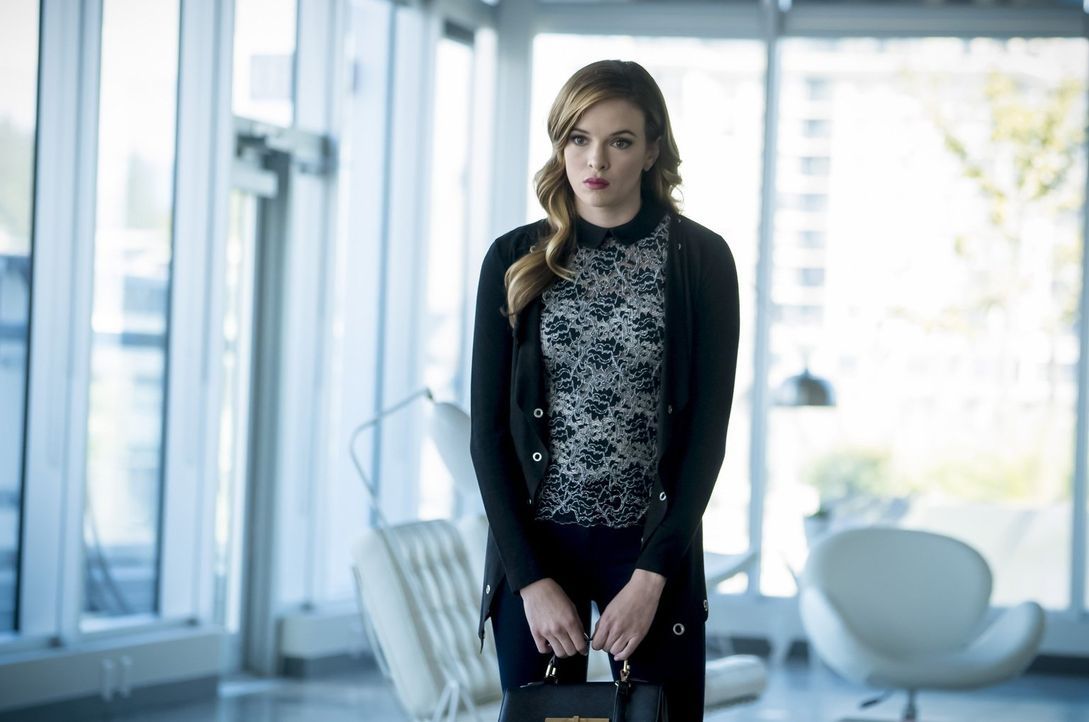 Während Caitlin (Danielle Panabaker) mit ihren genetischen Veränderungen zu kämpfen hat, fällt es dem restlichen Team nicht ganz leicht, mit dem neu... - Bildquelle: 2016 Warner Bros.