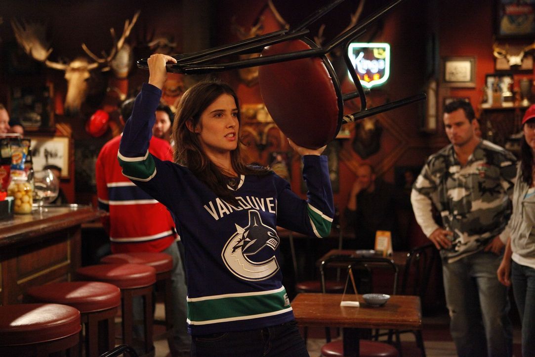 Robin (Cobie Smulders), die Kanadierin ist etwas anderes als die anderen ... - Bildquelle: 20th Century Fox International Television