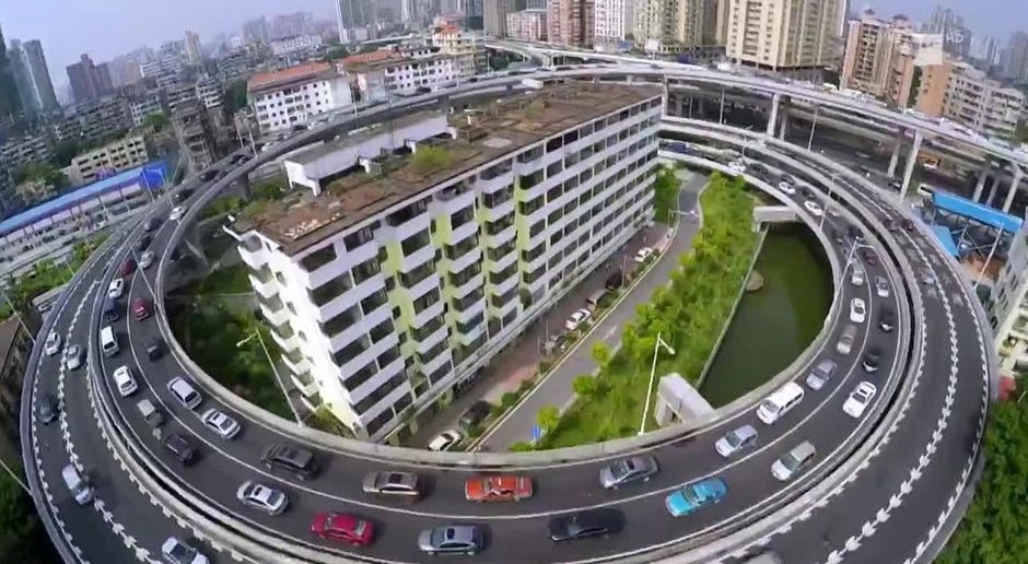 Galileo Video Autobahnkreisel Verlauft Um Wohnhaus Prosieben