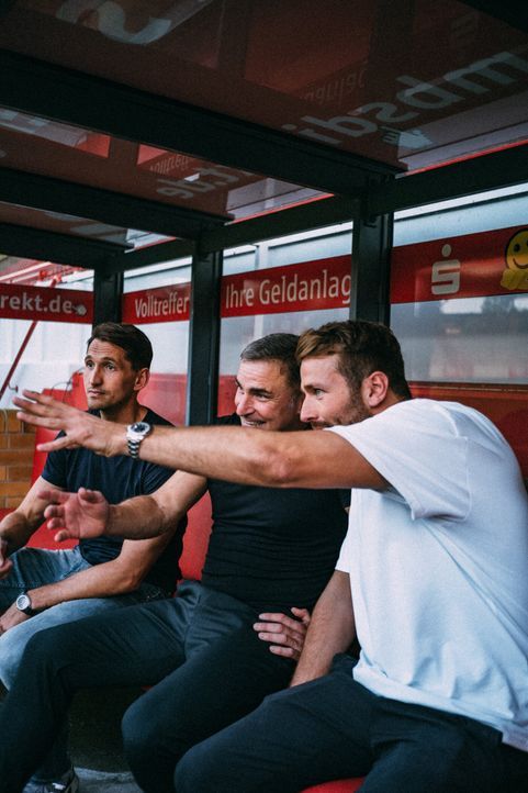 (v.l.n.r.) René Adler; Stefan Kuntz; Christian Düren - Bildquelle: Max Beutler ProSieben / Max Beutler