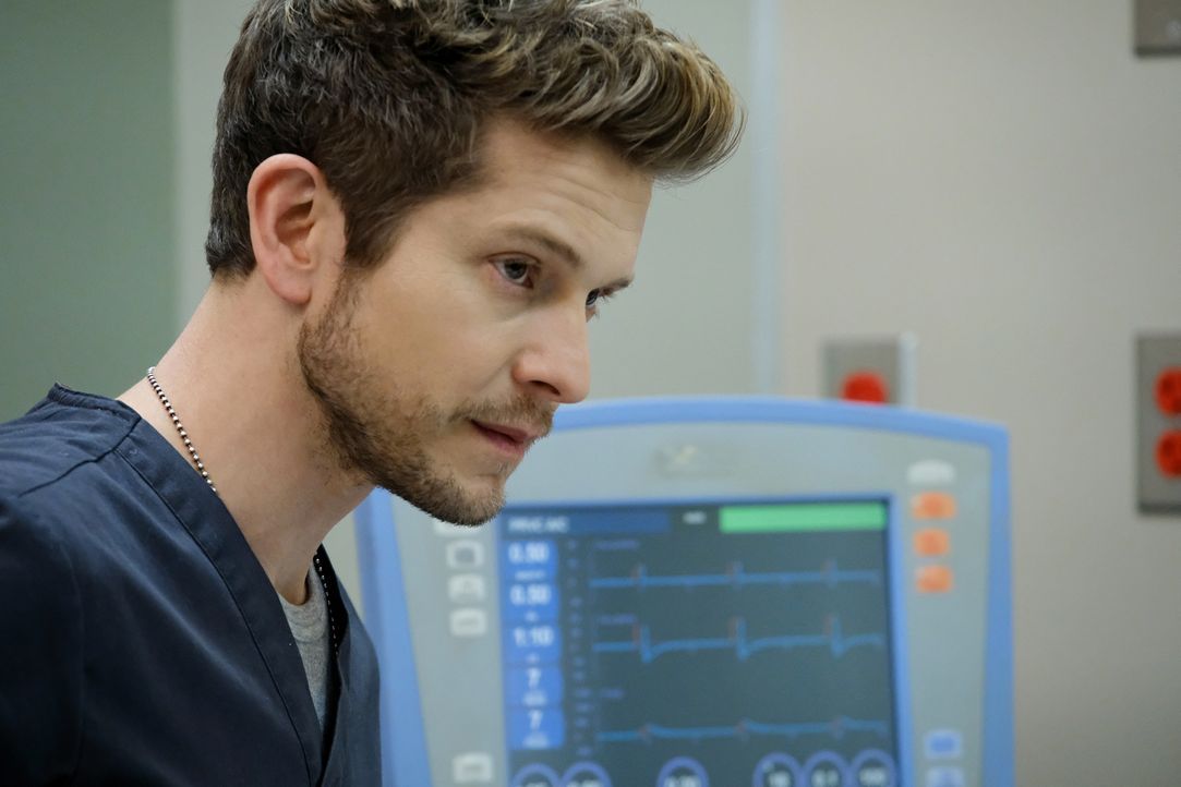 Kann Conrad (Matt Czuchry) seiner Patientin das Leben retten? - Bildquelle: Guy D'Alema 2018 Fox and its related entities.  All rights reserved./ Guy D'Alema