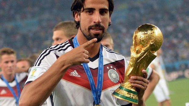 "Schmerz ist sehr, sehr groß": Ex-Weltmeister Khedira hört auf