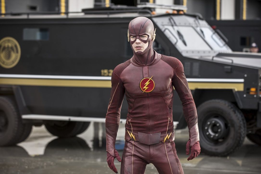 Nachdem Iris die wahre Identität von The Flash (Grant Gustin) erkannt hat, stellt sie ihn zur Rede ... - Bildquelle: Warner Brothers.