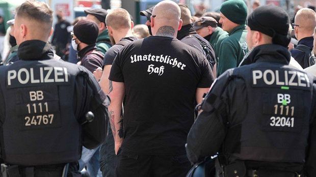 Angriffe rund um rechtsextremen Aufmarsch