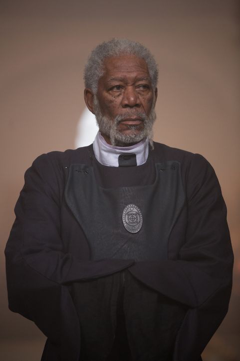Prangert die am kaiserlichen Hof grassierende Korruption schonungslos an: Fürst Bartok (Morgan Freeman) ... - Bildquelle: Wild Bunch
