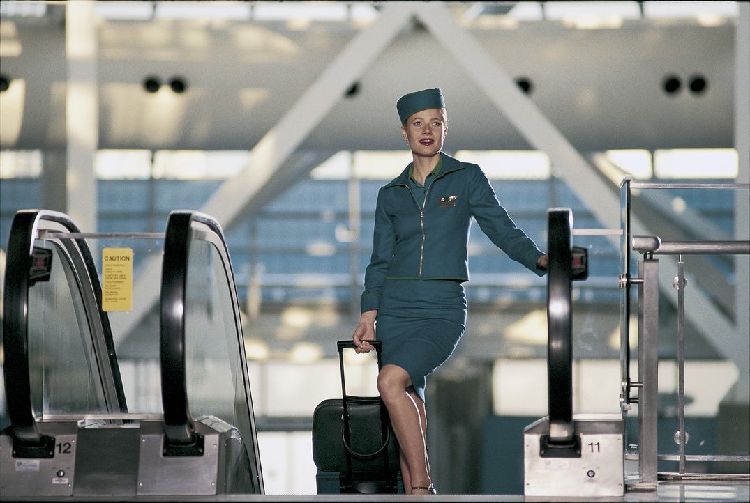Landei Donna (Gwyneth Paltrow) möchte als Flugbegleiterin Karriere machen: Nachdem sich der Job bei einer Billigfluglinie zunächst als Flopp herau... - Bildquelle: Miramax Films