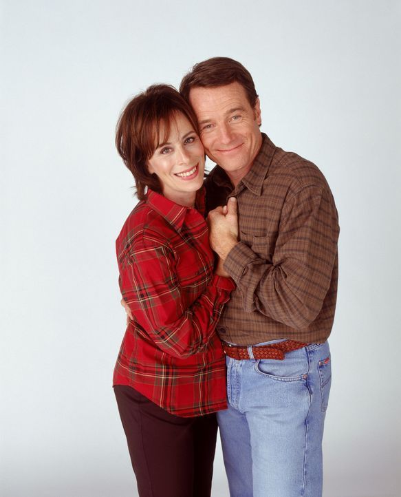 (6. Staffel) - Trotz fünf Kinder, haben Lois (Jane Kaczmarek, l.) und Hal (Bryan Cranston, r.) Spaß am Leben ... - Bildquelle: TM +   2000 Twentieth Century Fox Film Corporation. All Rights Reserved.