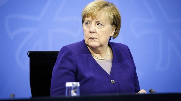 CDU-Spitze stellt sich hinter Merkel